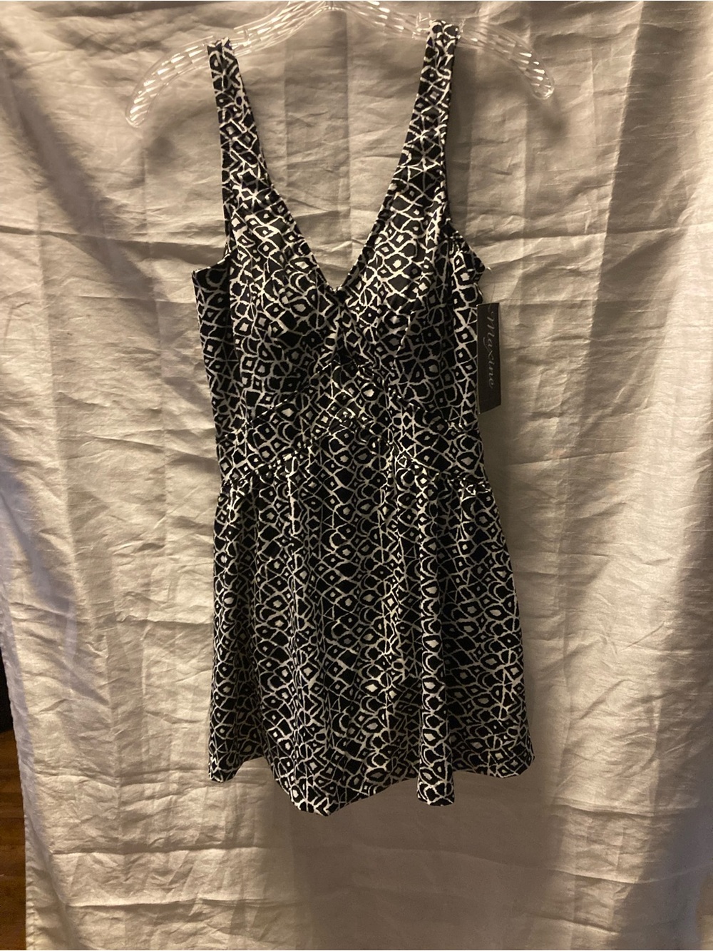Maxine of Hollywood Black & White Twist-Front V-Neck swim Dress